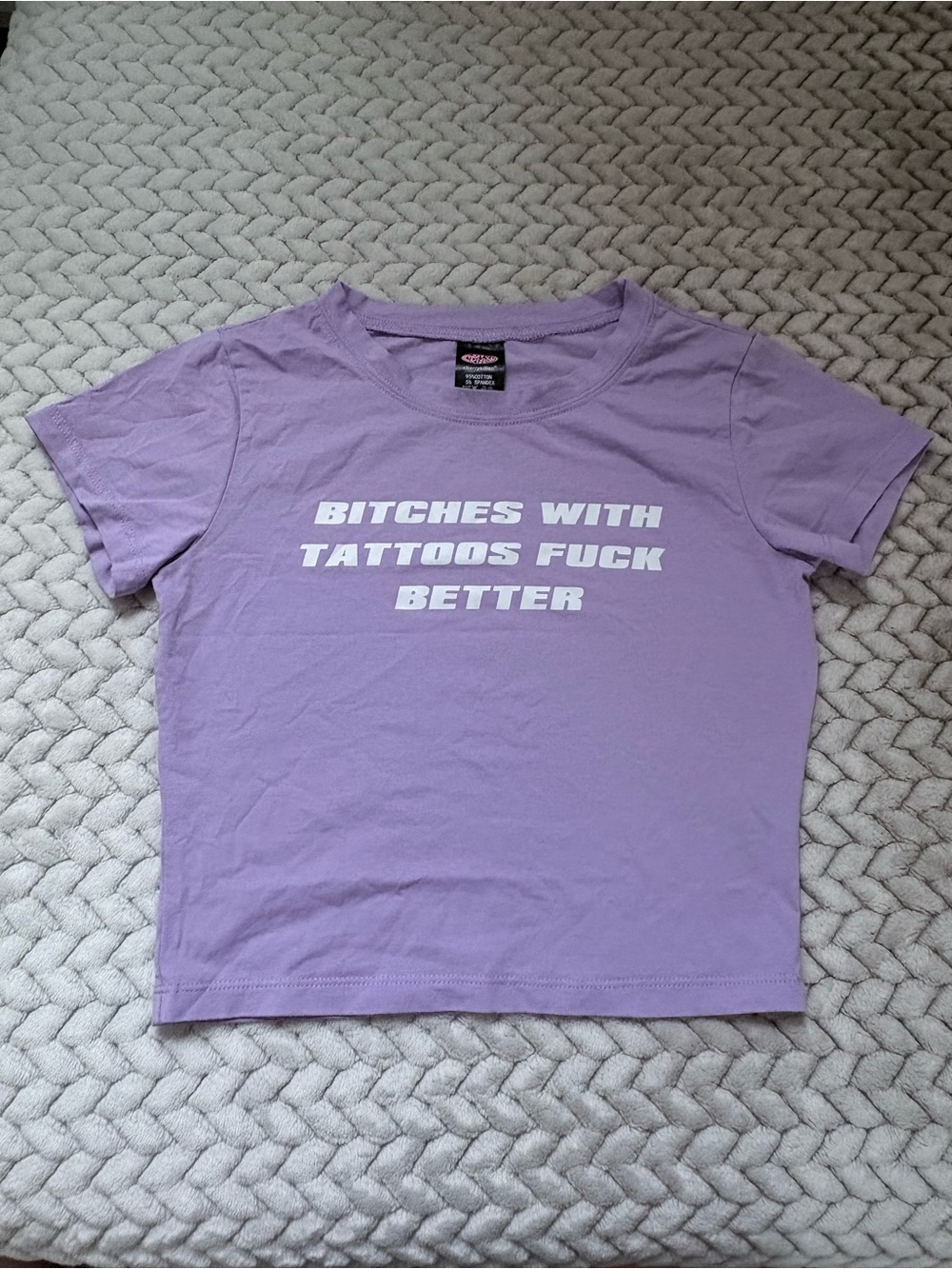 Lavender crop tattoo tee
